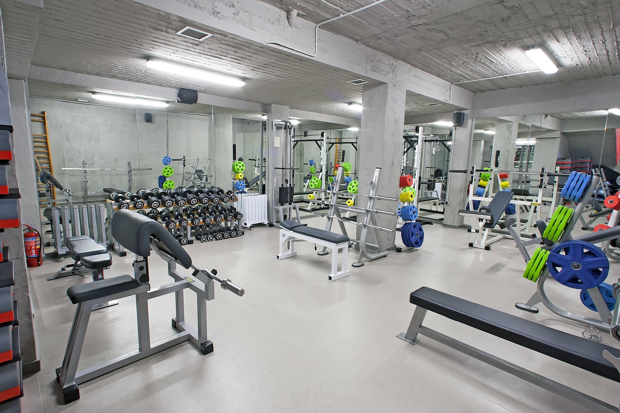 Gymnasium (Μπότσαρη)